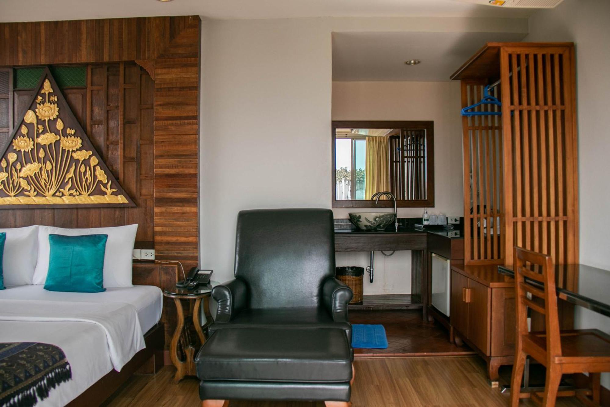 Lamphu Tree House Boutique Hotel Бангкок Номер фото